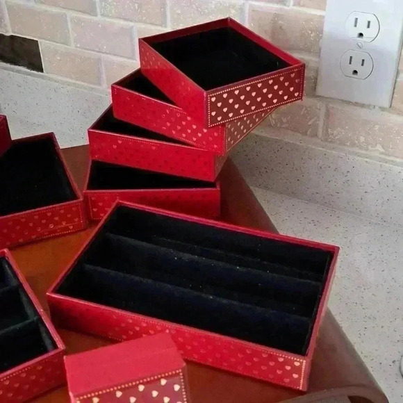 JEWELRY Holder for Personal use or Display for Jewelry Sales - Picture 4 of 10